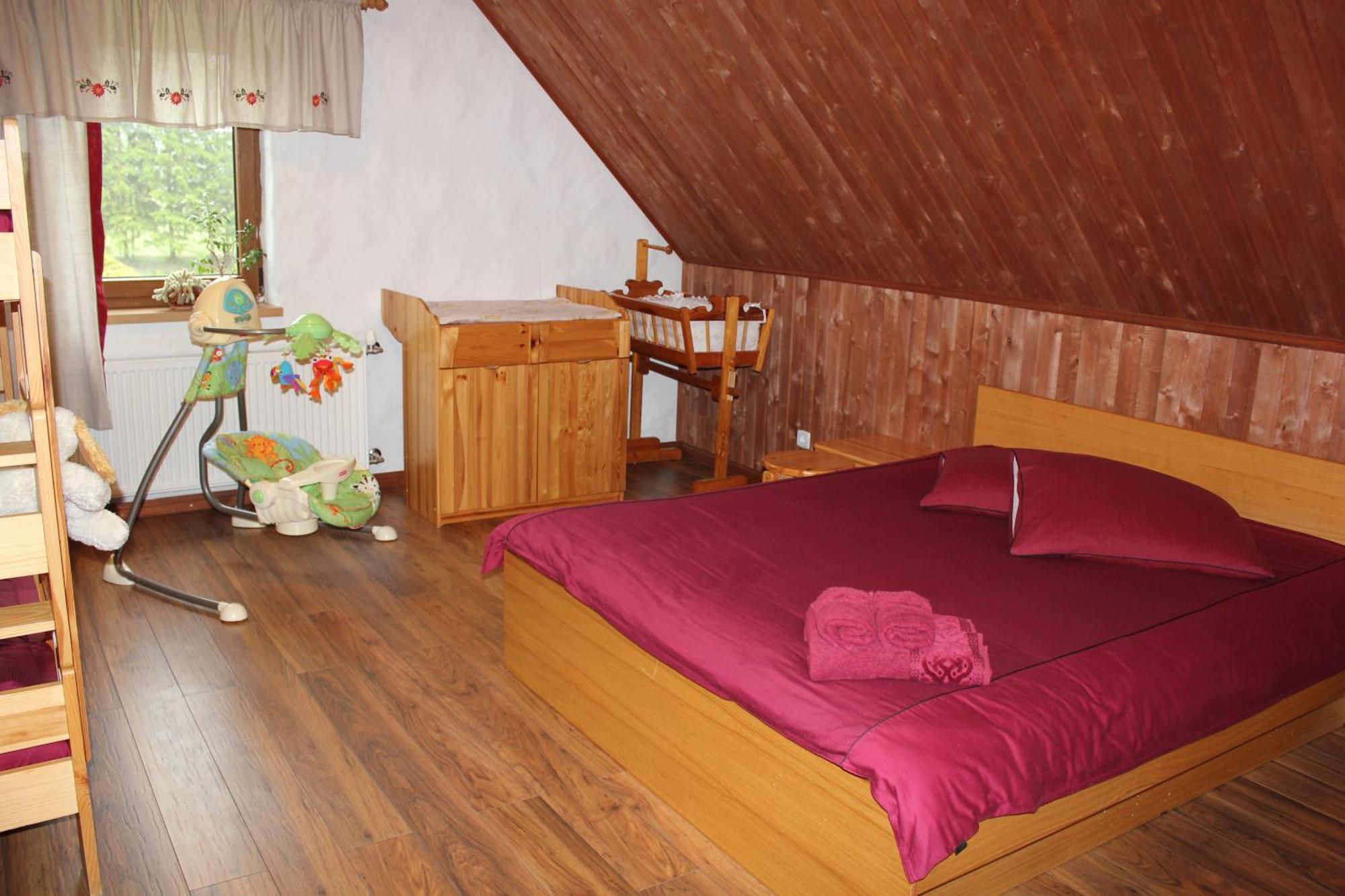 Krapi Guesthouse Treimani Bilik gambar