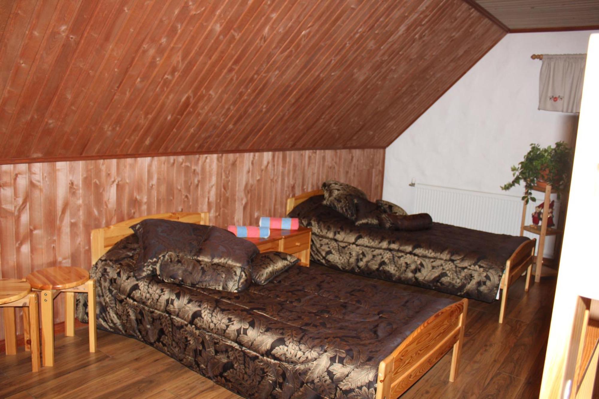 Krapi Guesthouse Treimani Bilik gambar