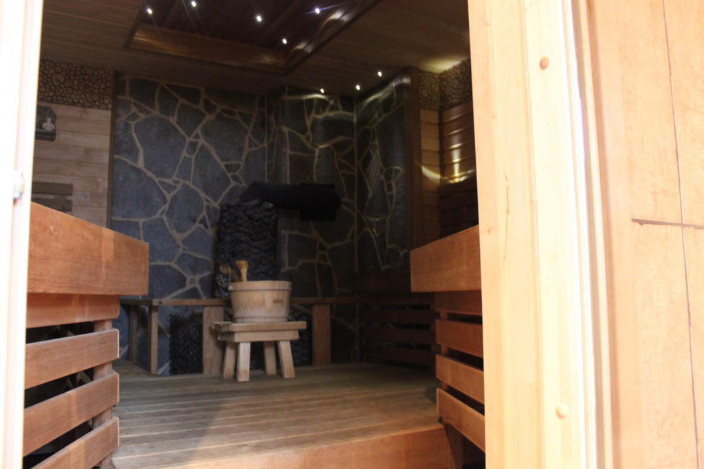 Krapi Guesthouse Treimani Bilik gambar