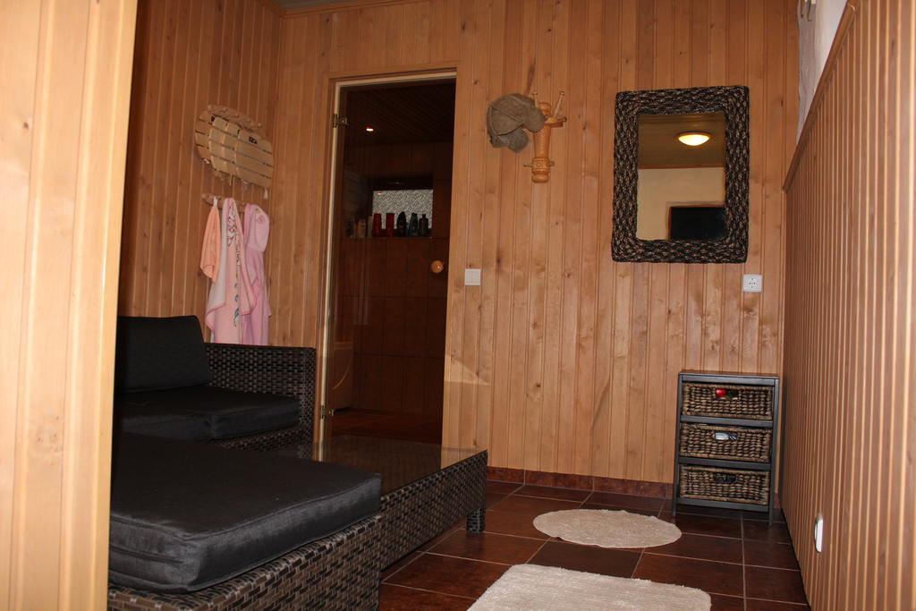 Krapi Guesthouse Treimani Luaran gambar