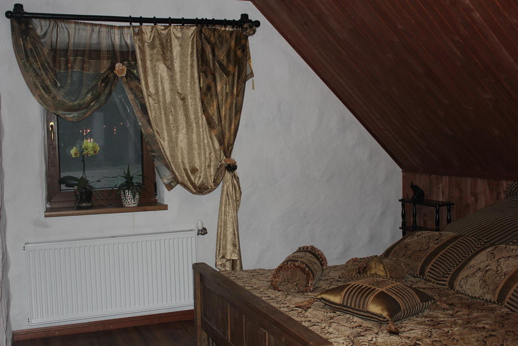 Krapi Guesthouse Treimani Bilik gambar
