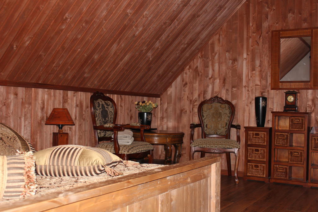 Krapi Guesthouse Treimani Bilik gambar