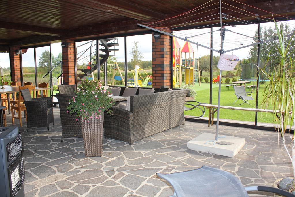 Krapi Guesthouse Treimani Luaran gambar